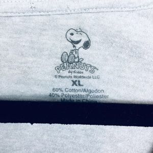 Peanuts Tops - Peanuts short sleeve tee Peanuts Tops - Peanuts short sleeve tee
